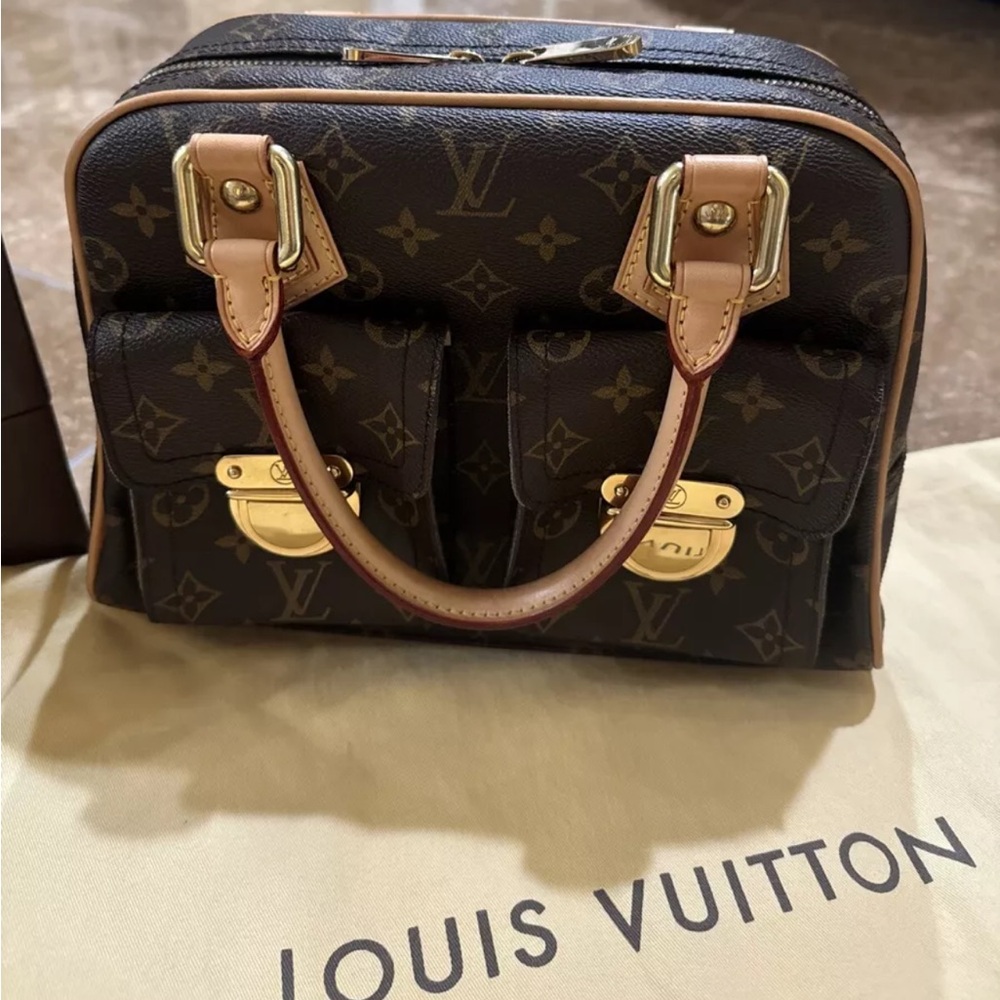 AUTHENTIC Louis Vuitton Excentri-Cite
Handbag Brown Canvas
